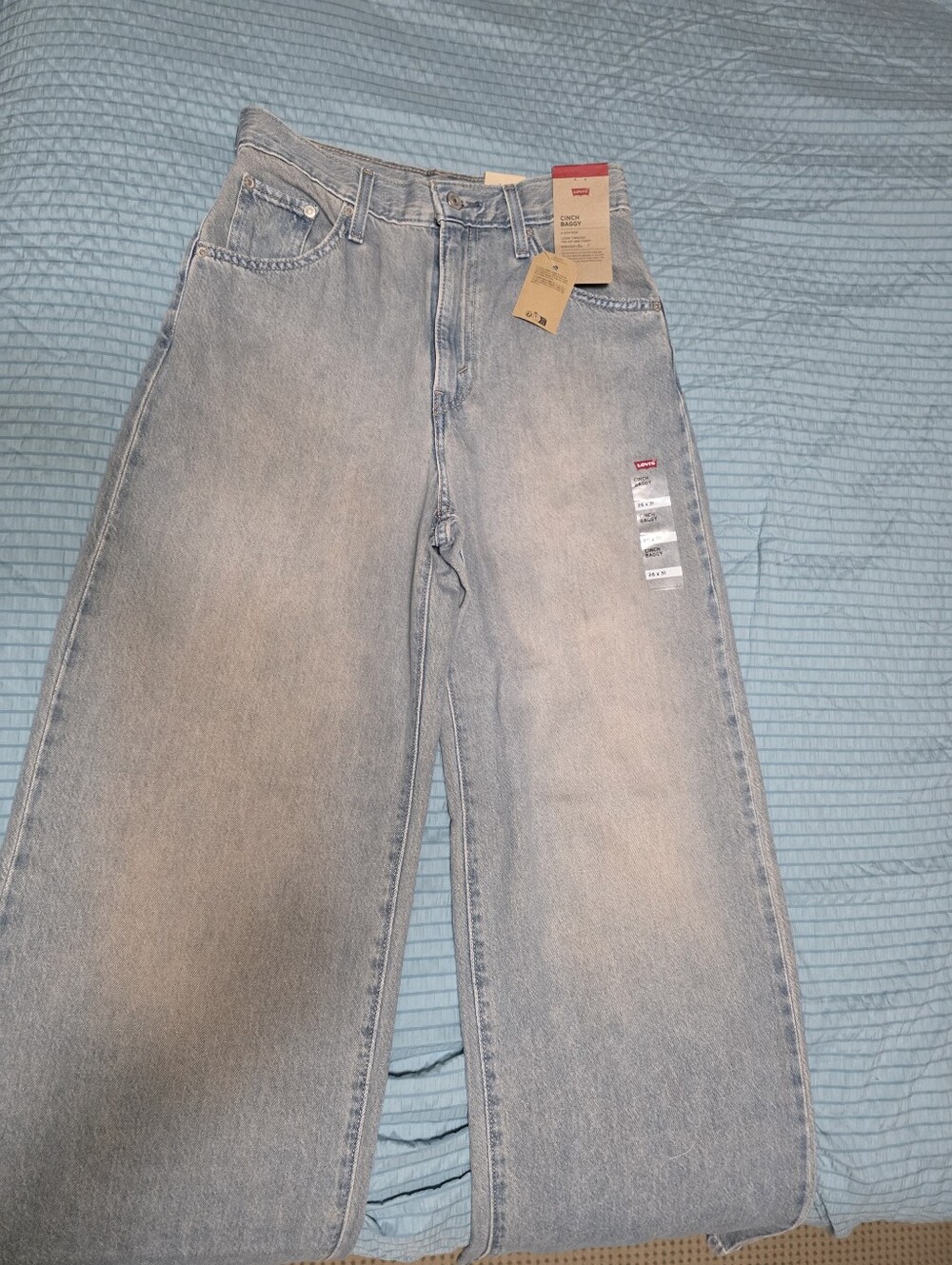 NWT Levi's Light Blue CINCH Baggy Jeans SIZE 26